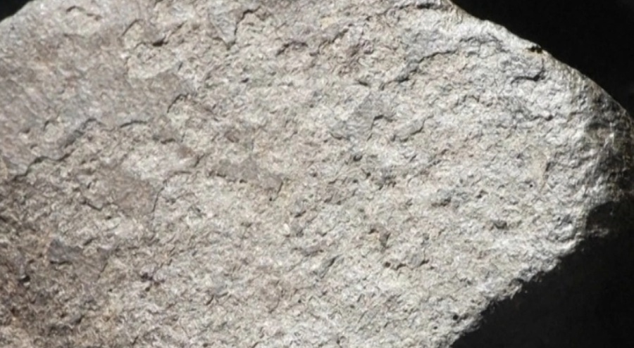 Herkes düşen meteorun parçalarını arıyor: Göktaşını bulana 25 bin dolar ödül!