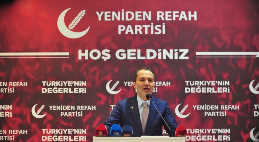 Fatih Erbakan: Ülkemizi 7'li kaosa, 7'li karanlık masaya teslim edemeyiz