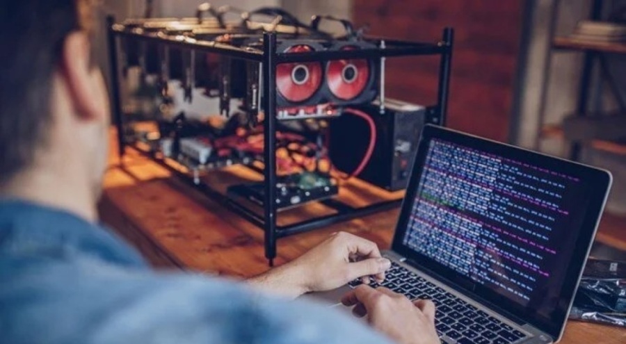 Dünyanın en büyük mikroçip üreticilelerinden Intel, çip serisinin üretimini sonlandırdı