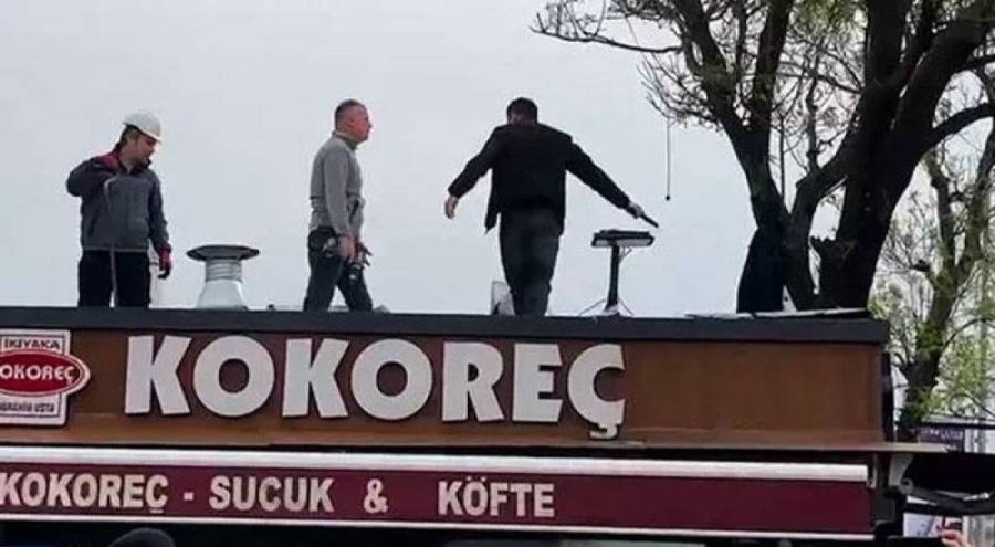 Üsküdar'da yıkımı silahıyla engelleyen kişi gözaltında