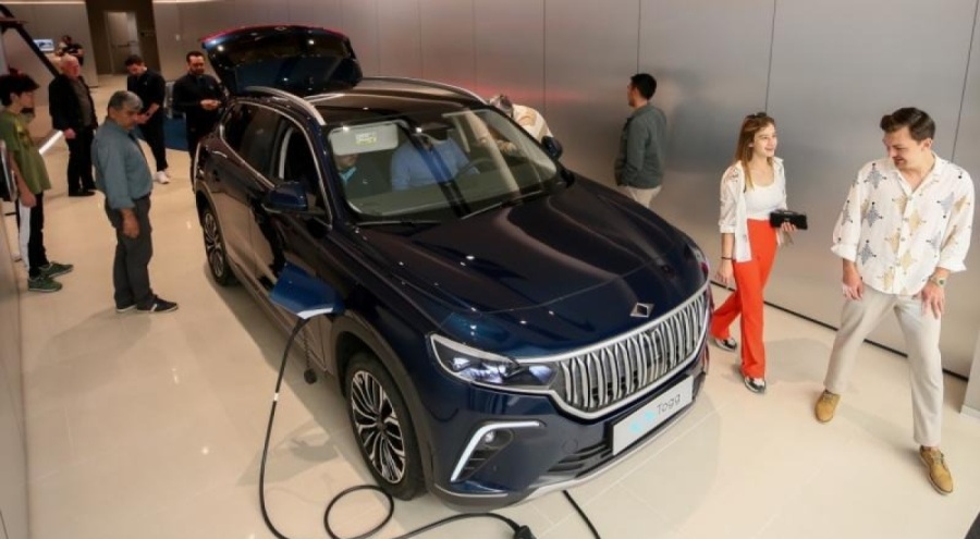 İzmir'de Togg deneyim merkezi açıldı