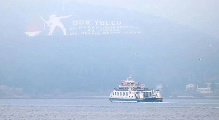 Çanakkale Boğazı transit gemilere kapatıldı