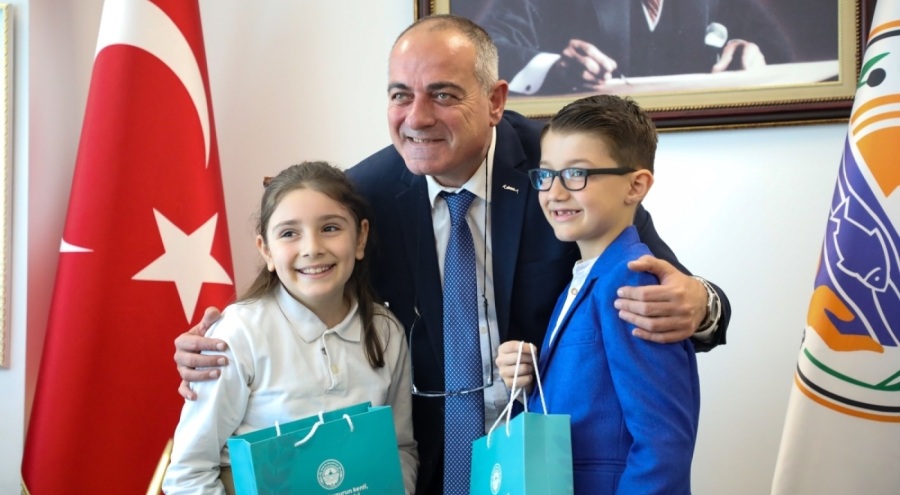 Bursa Gemlik'te Belediye Başkanlığı çocuklara emanet