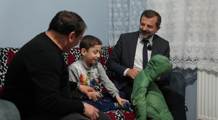 Bursa Gürsu'da bayramlıklar başkandan