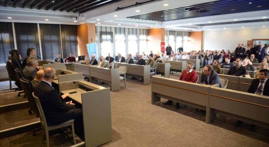 Bursa Yıldırım Belediye Başkanı Yılmaz personel ile bayramlaştı