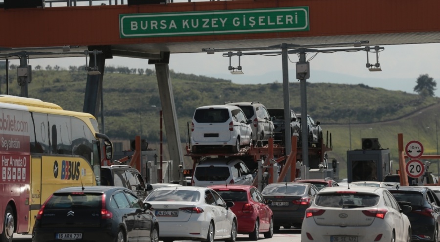 Bursa'da otoyolda bayram tatili yoğunluğu