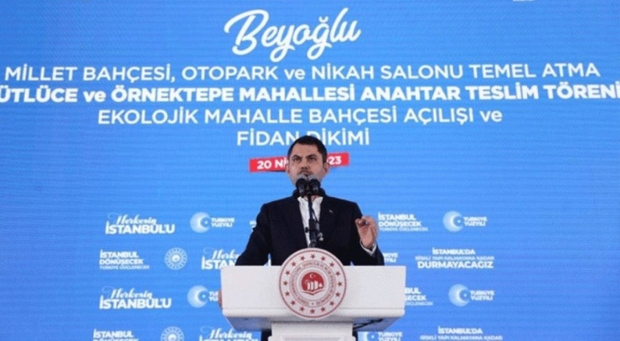 Bakan Kurum TOKİ evlerinin anahtarlarını teslim etti