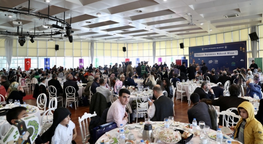 Bakan Varank, Bursa'da vatandaşla bir araya geldi