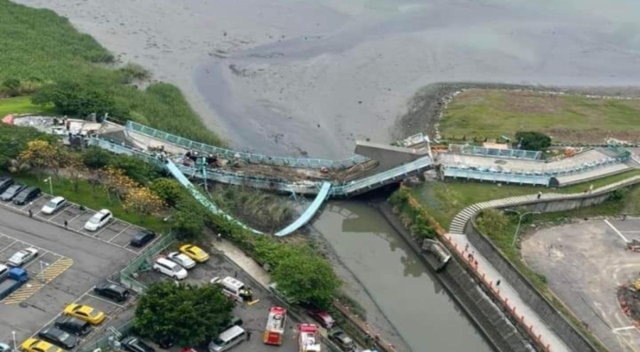 Tayvan'da köprü çöktü