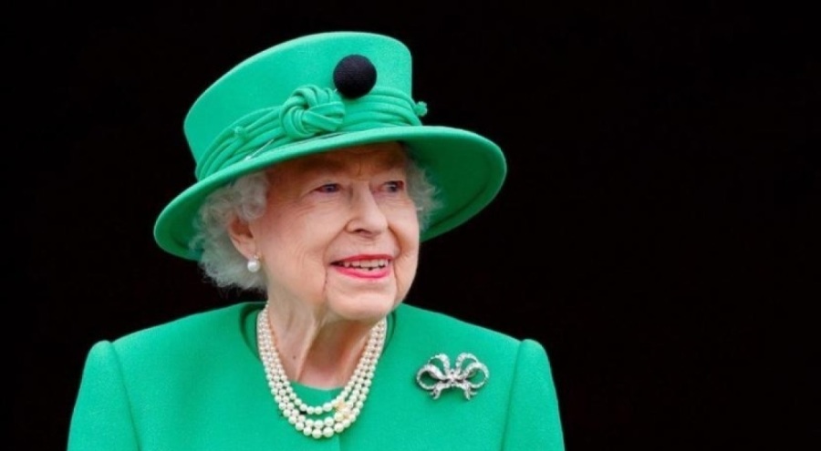 Kraliçe Elizabeth'in doğum gününde hiç görülmemiş karesi yayımlandı