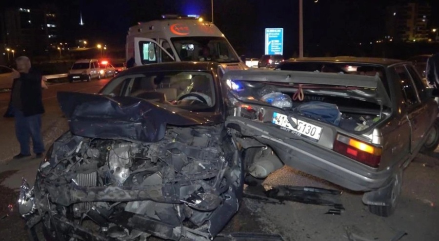 Alkollü sürücü, bayram tatili dönüş trafiğini birbirine kattı!