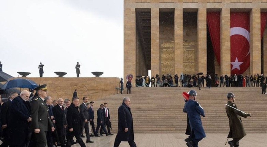 Anıtkabir'de 23 Nisan töreni düzenlendi; Cumhurbaşkanı Erdoğan törene katılmadı