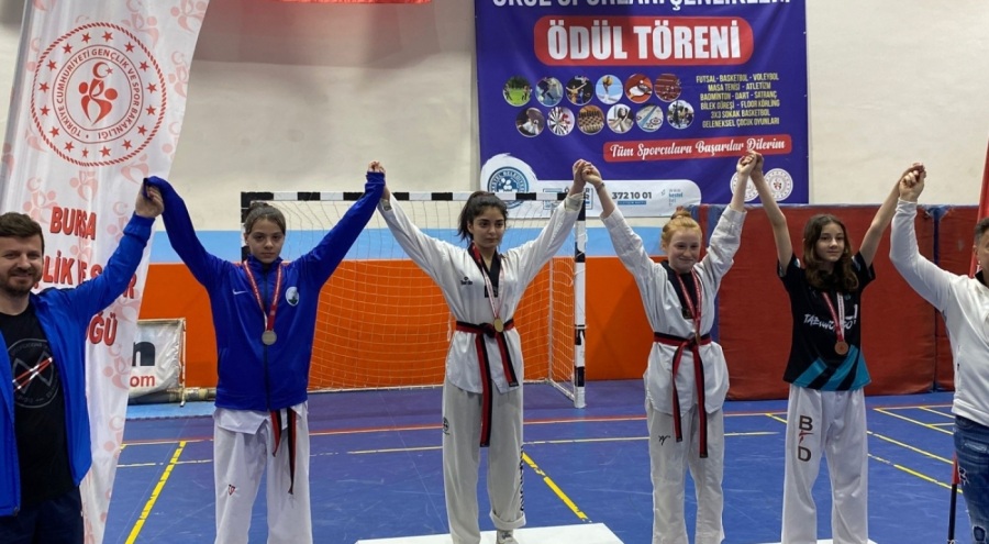 Bursa Osmangazili sporculardan çifte başarı