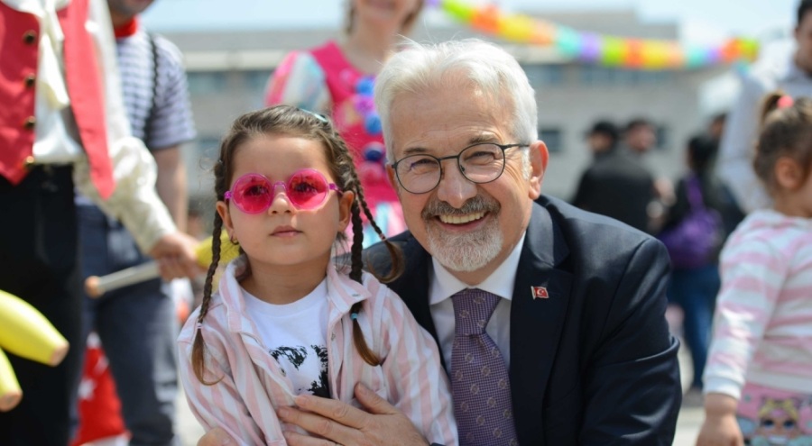 Bursa Nilüfer'de 23 Nisan kutlamaları düzenlendi