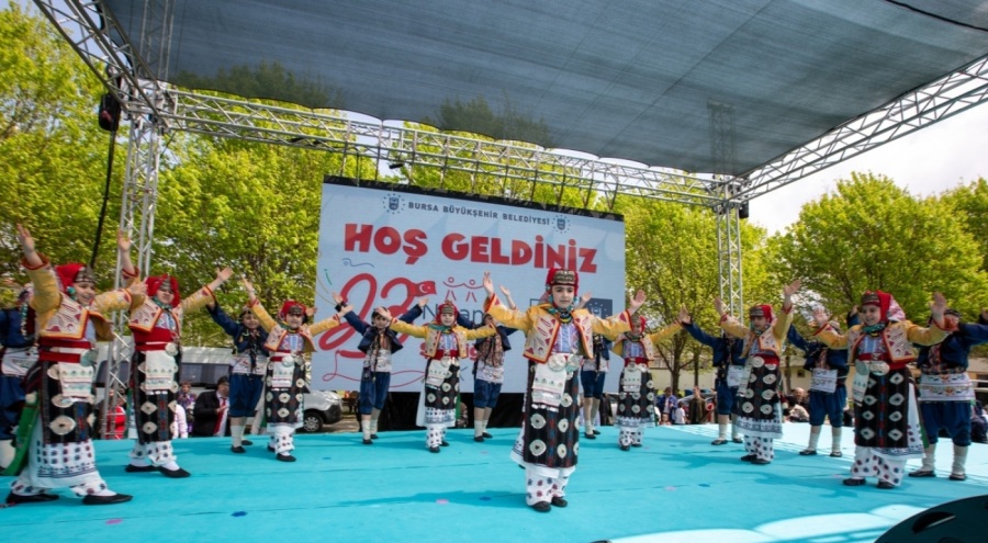 Bursa Çocuk Şenliği'nde bayram coşkusu