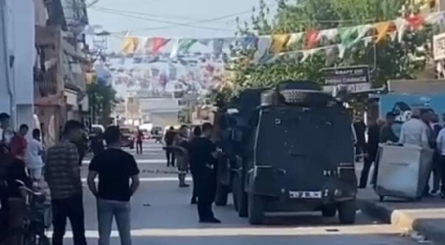 Adana'da silahlı çatışmada 1.5 yaşındaki bebek hayatını kaybetti