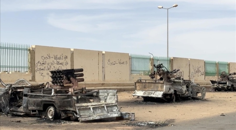 Sudan'daki Türk vatandaşlarının tahliyesi devam ediyor