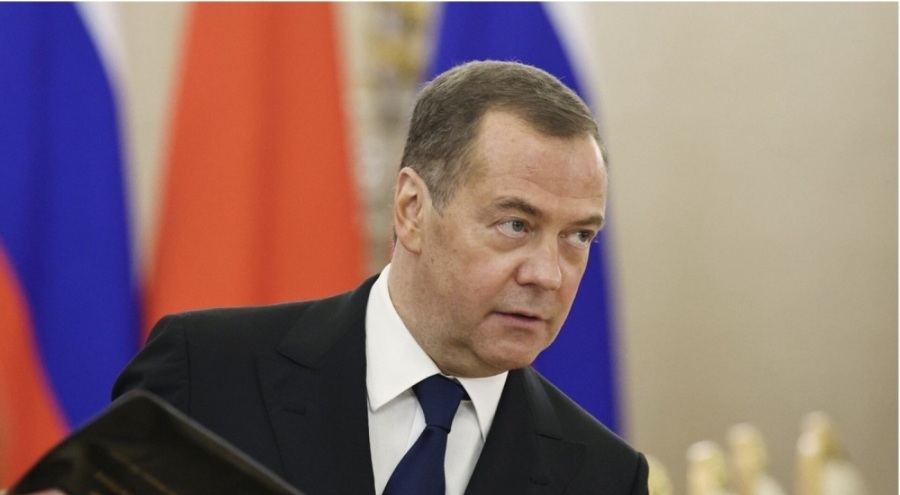 Medvedev: G7'nin kararına göre tahıl anlaşması sona erer