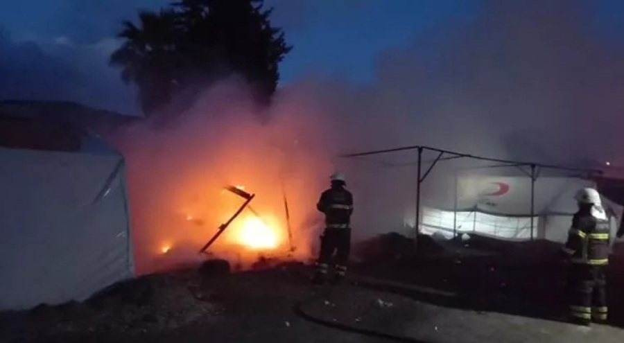 Hatay'da çadır kentte çıkan yangın kontrol altına alındı