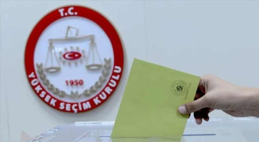 Eski kimlikle oy kullanılabilir mi?