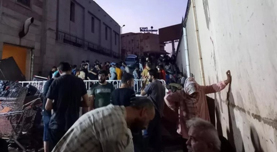 Sudan'daki Türklerin, tahliye için camide bekleyişi sürüyor