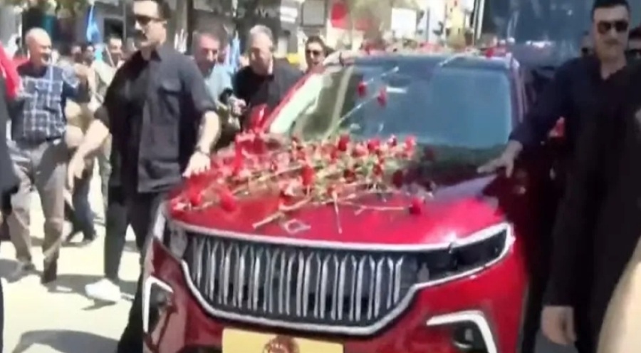 Cumhurbaşkanı Erdoğan Bursa'ya Togg'la giriş yaptı