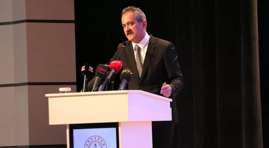 Milli Eğitim Bakanı Özer: Türkiye'de yabancı dille ilgili iklim değişecek