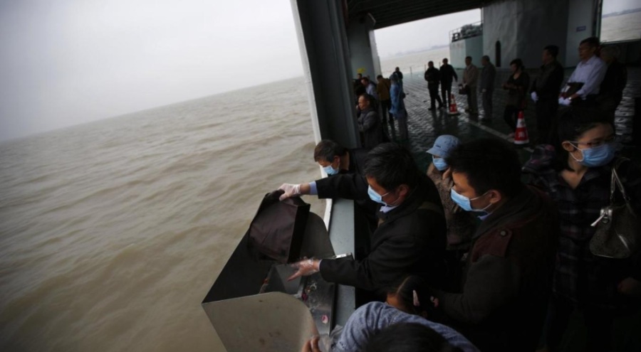 Çin'de devletten deniz cenazesine teşvik