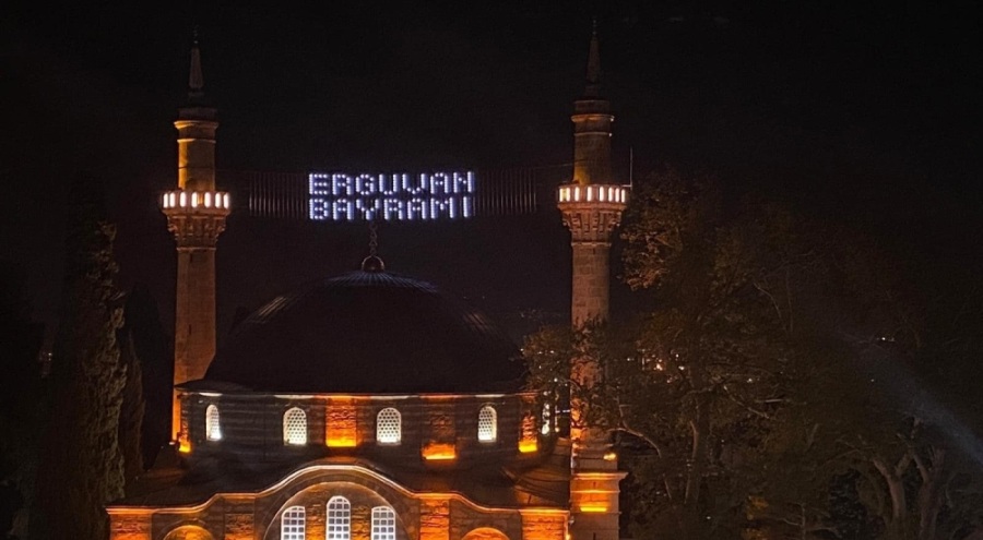 Bursa Yıldırım'da Erguvan Bayramı yaşatılmaya devam ediyor