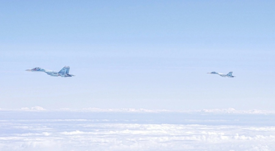 Almanya duyurdu: Alman ve İngiliz savaş uçakları, Rus uçaklarını engelledi