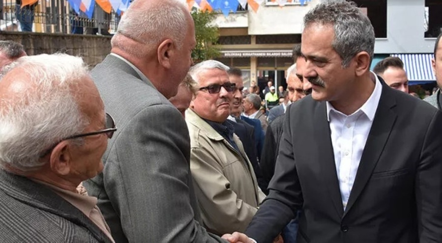 Bakan Özer: Çırak ve kalfadaki kadın sayısı arttı
