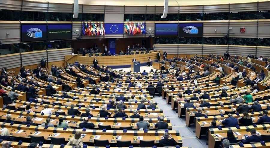 Avrupa Parlamentosu, Sırbistan'ın AB katılım müzakerelerine "Rusya şartı" istiyor