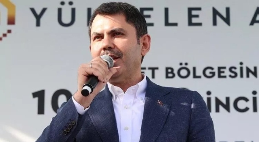 Bakan Kurum, futbolcular ve depremzede çocuklarla birlikte sahada olacak