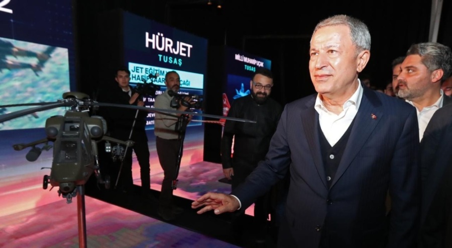 Bakan Akar: Milli Muharip uçağımızı da Kızılelma'yı da uçuracağız