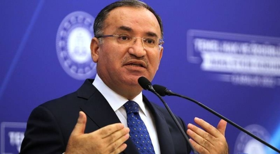 Bakan Bozdağ: Siz olsanız ailenizi Kılıçdaroğlu'na mı Tayyip Bey'e mi emanet edersiniz?