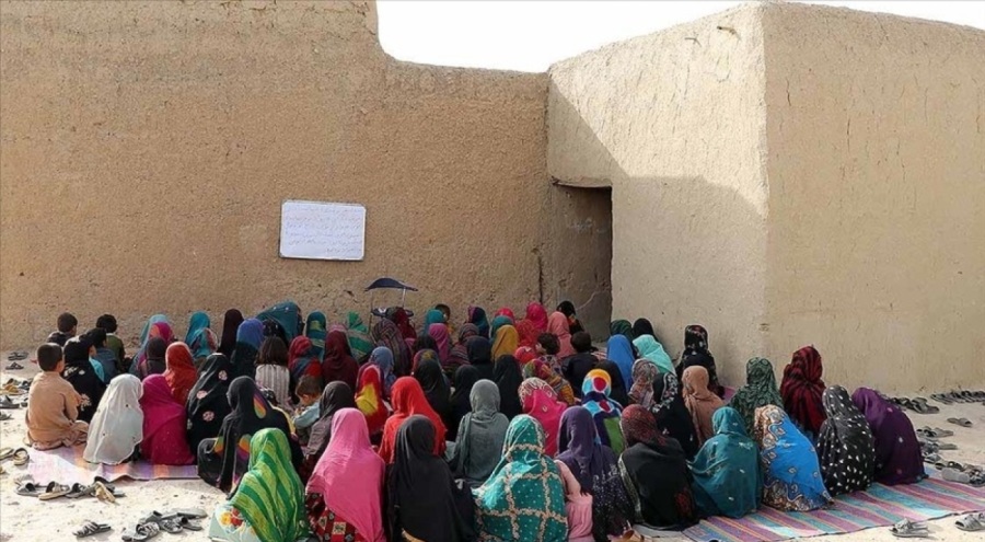 BM, Taliban yönetimi kadın ve kızlara yönelik yasakları geri almaya çağrıldı