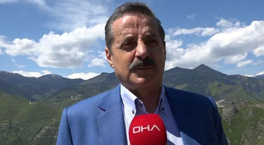 AK Parti milletvekili adayı Faruk Çelik: Masalarını yönetemeyenlerin, ülkeyi yönetmeye imkanları yoktur