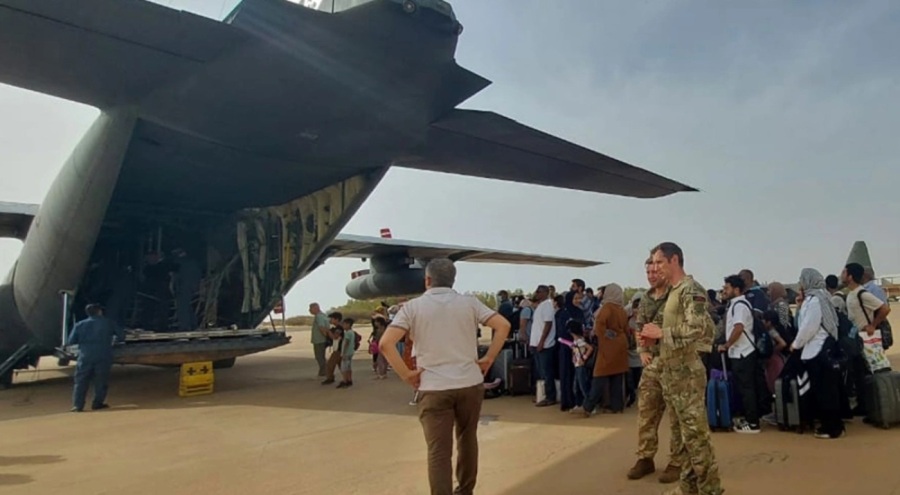 Bakan Akar'dan Sudan'da Türk uçağına saldırıyla ilgili açıklama geldi