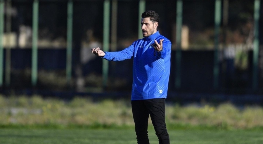 Bursaspor Futbol Sorumlusu Hurmacı: Gelecek sezon play-offa kalmadan üst lige çıkmak istiyoruz