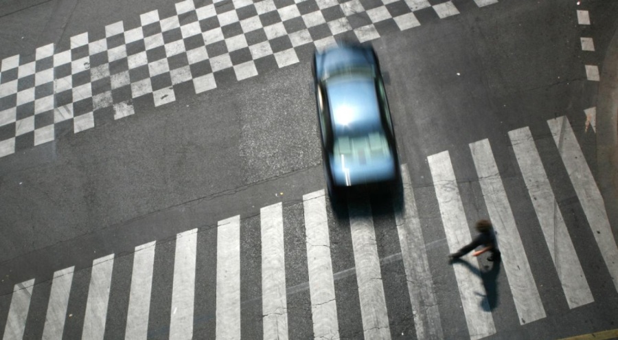 Fransa'dan yayalar için trafik lambası kararı