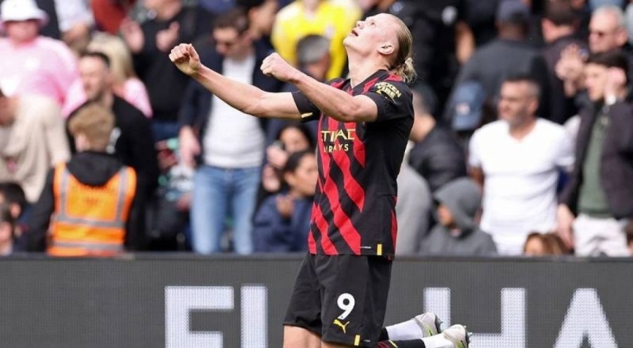 Erling Haaland tarihe geçti!