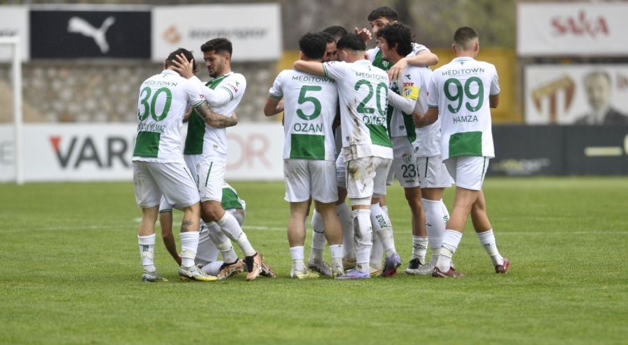 Bursaspor'dan flaş transfer yasağı açıklaması!