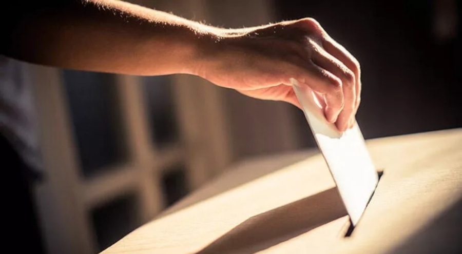 Özbekistan'da anayasa değişikliği kabul edildi