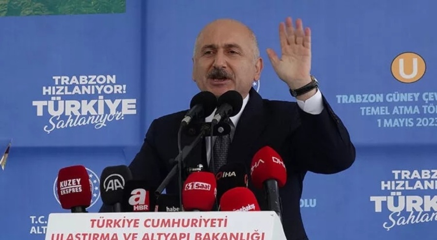 Bakan Karaismailoğlu: Ya 6'lı Masa'ya bir sekreter seçeceğiz ya bu aziz millete bir lider seçeceğiz