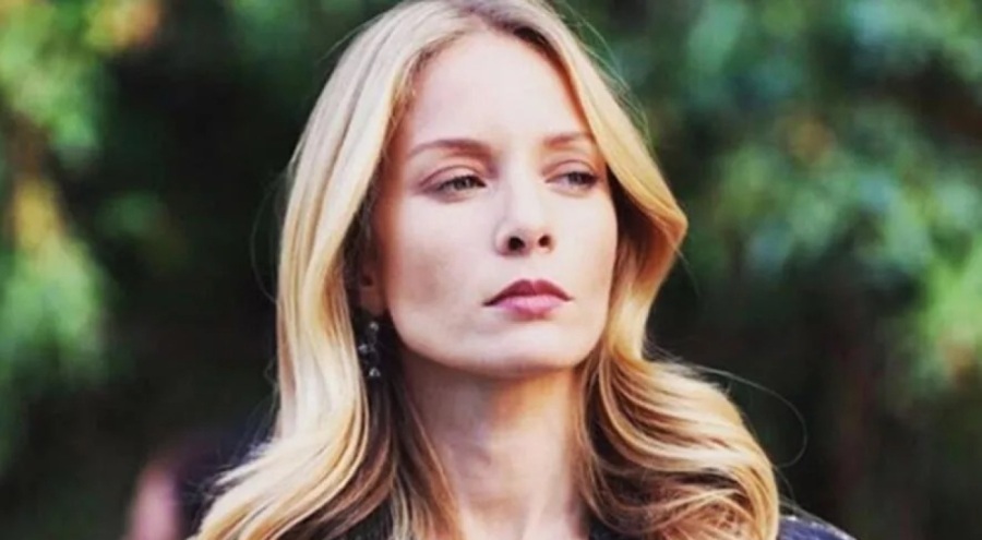 Bade İşçil'den isyan: Hepinizin pisliğini temizlemeye çalışan da bir insan