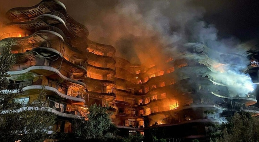 İzmir'deki lüks site yangınında kriminal laboratuvar raporu bekleniyor