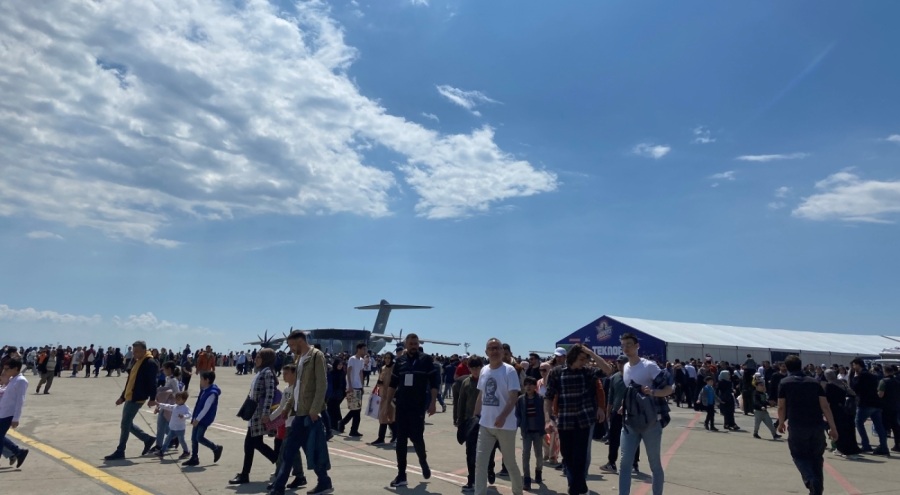 TEKNOFEST'e beşinci gününde vatandaşlar akın etti