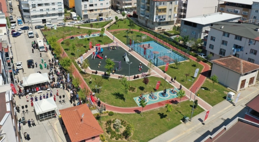 Osmangazi Belediyesi'nden Demirtaş Sakarya Mahallesi'ne yeni muhtarlık binası ve park