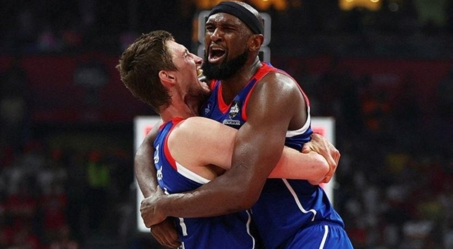 Anadolu Efes oyuncusu kalp krizi geçirdi