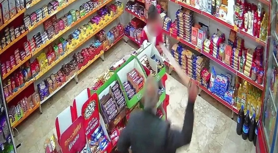 Tacizlerine dayanamayan yeğenine dehşeti yaşattı: Döner bıçağı ile kovaladı